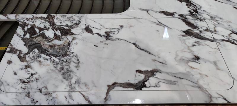 découpe de carrelage grand format à Fréjus 83